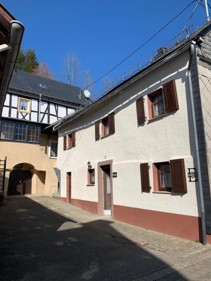 Ferienhaus Eifelstuben Mit Charme - Bauernstube Vulkaneifel - Naehe See Und Burgruine Ulmen ภายนอก รูปภาพ