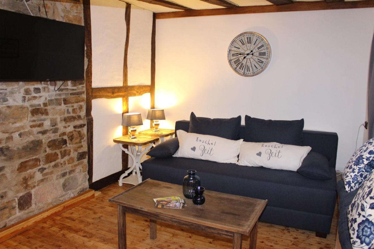 Ferienhaus Eifelstuben Mit Charme - Bauernstube Vulkaneifel - Naehe See Und Burgruine Ulmen ภายนอก รูปภาพ