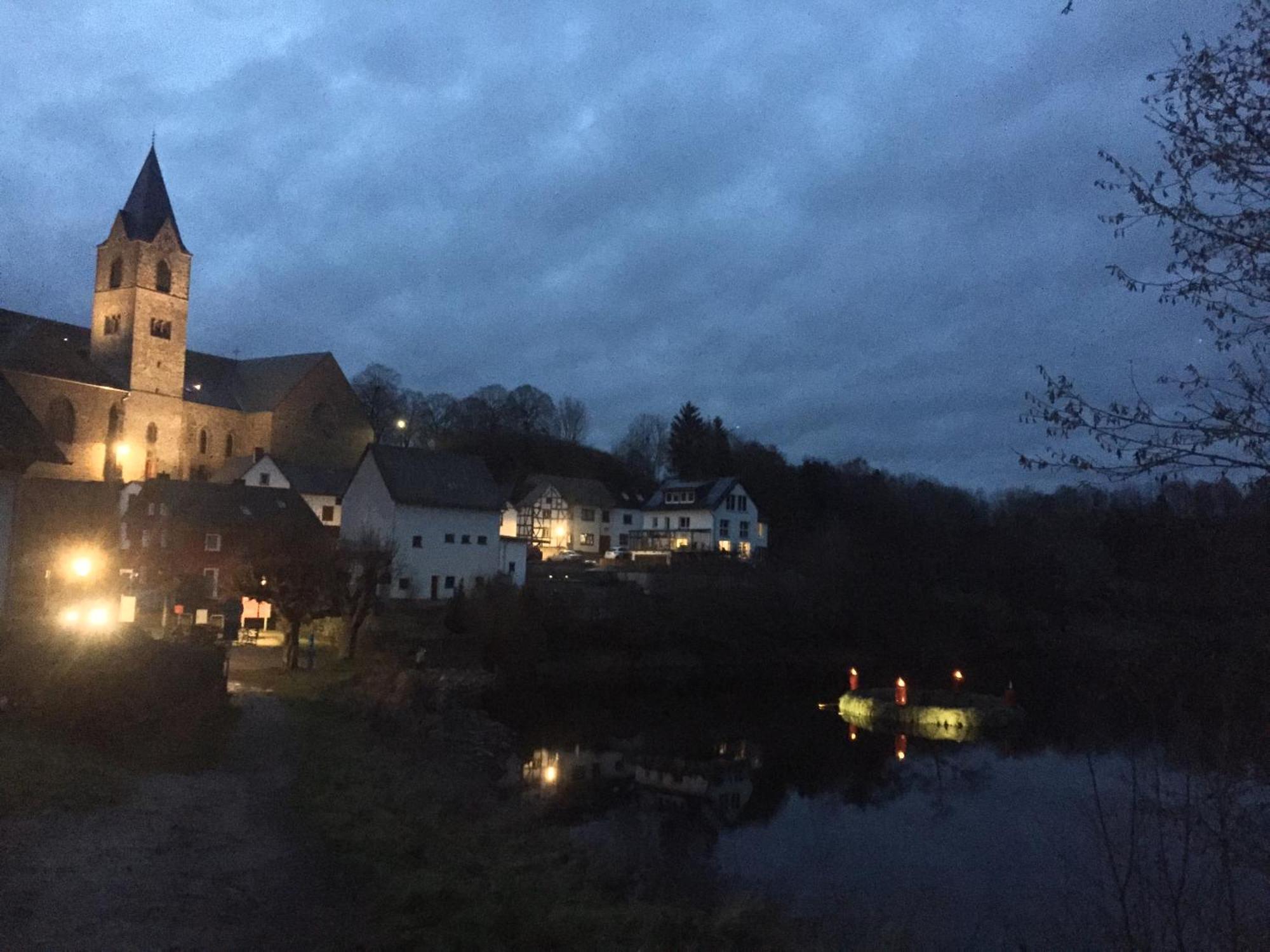 Ferienhaus Eifelstuben Mit Charme - Bauernstube Vulkaneifel - Naehe See Und Burgruine Ulmen ภายนอก รูปภาพ